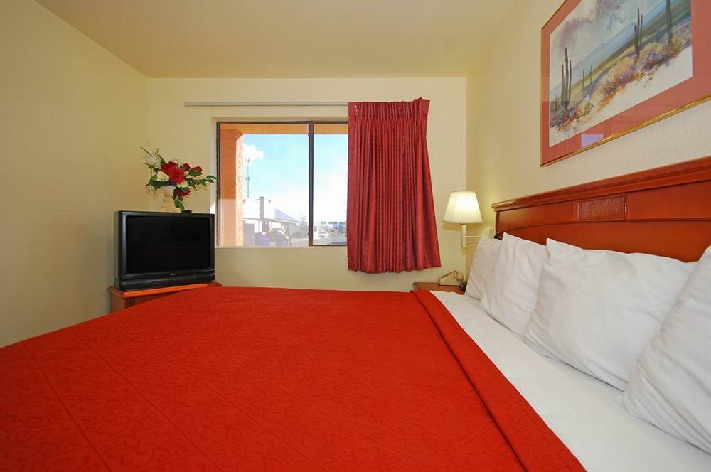 American Inn & Suites เมซา ภายนอก รูปภาพ